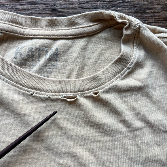 Men's Katin T-Shirt White Beige Logo M Huckberry Surf Beach Kanvas DISTRESSED - Picture 4 of 16